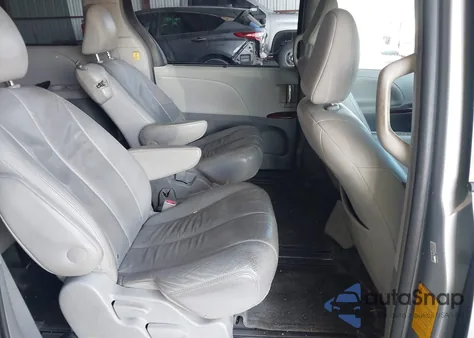 2013 Toyota Sienna Xle V6 8 Passenger из США, поврежденный, VIN 5TDYK3DC3DS297044